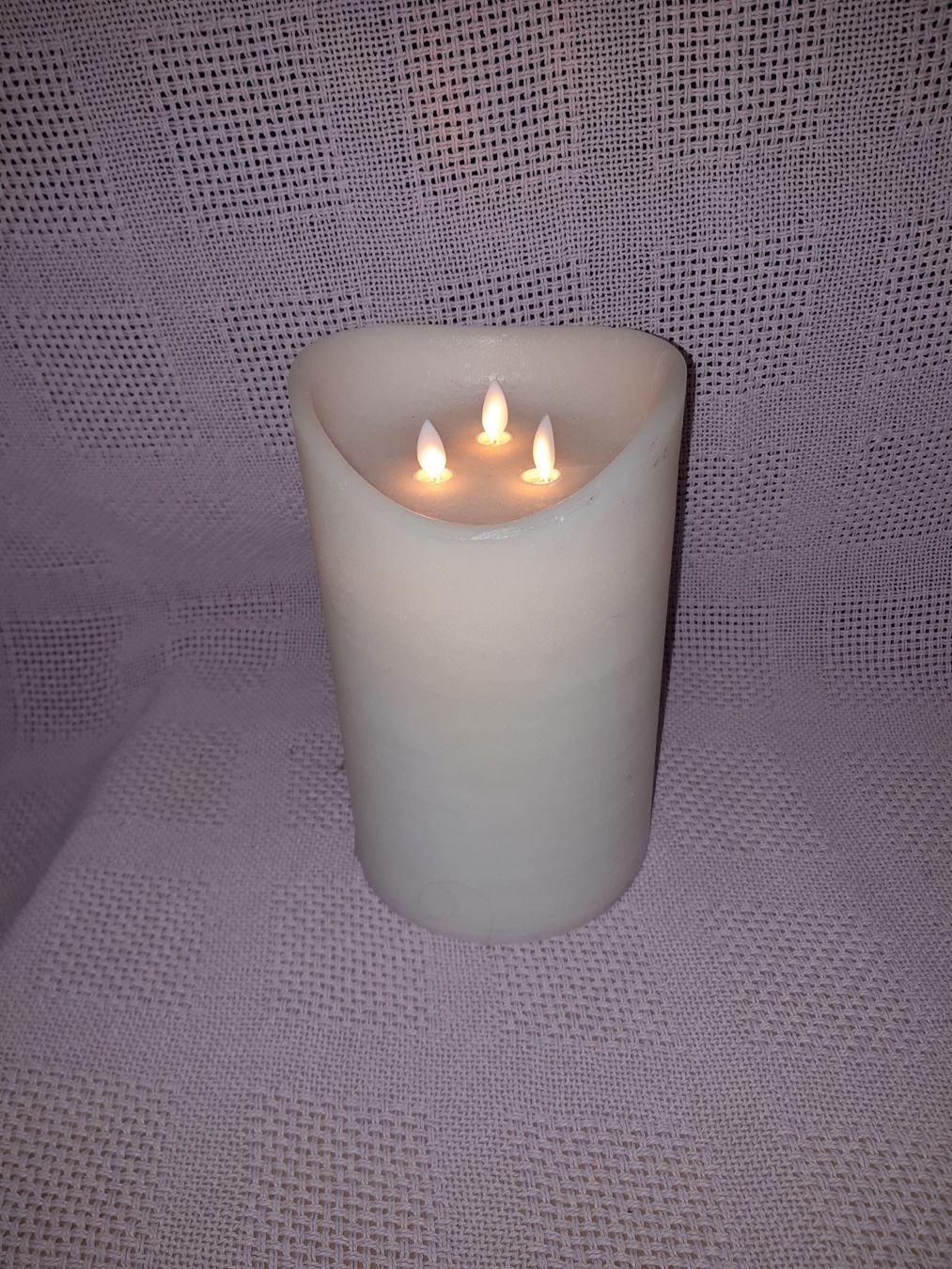Candele: LED Echtwachskerze mit Timer – Usato da Studen SZ venduto da Kbybrig 1