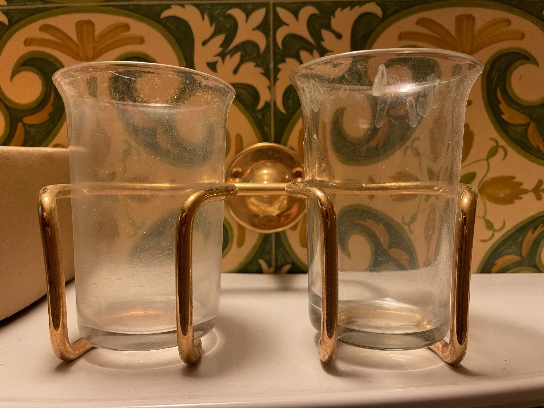 Altro per la casa: Zahnglashalter mit 2 Gläsern, vintage – Usato da Herrenschwanden venduto da Katja71