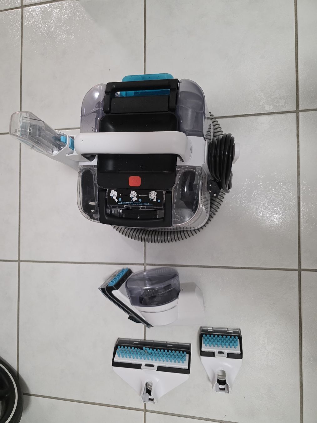 Tutte le macchine: Shampouineuse  – Usato da Granges-Paccot venduto da bor_8ymj