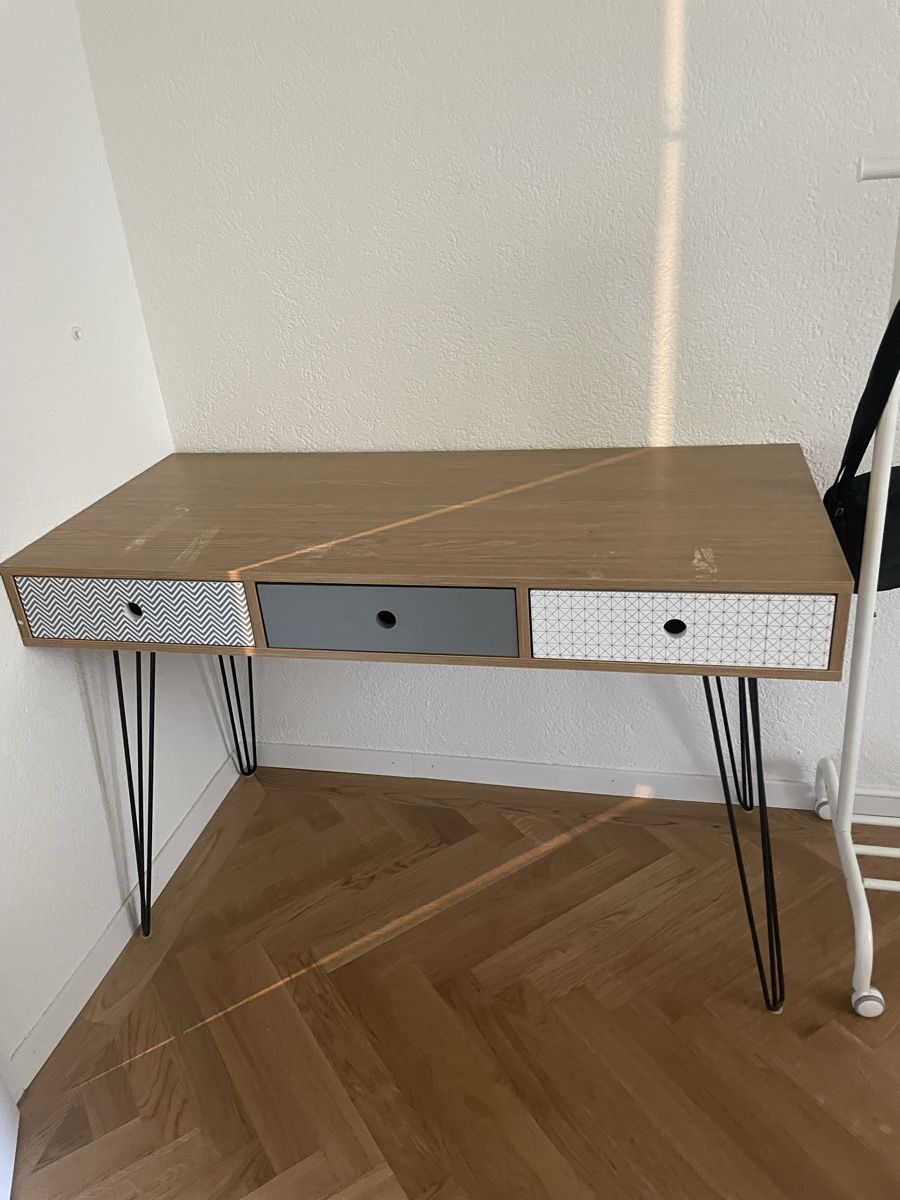Schreibtische: schreibtisch  – Gebraucht aus Bern von adr_7vkd