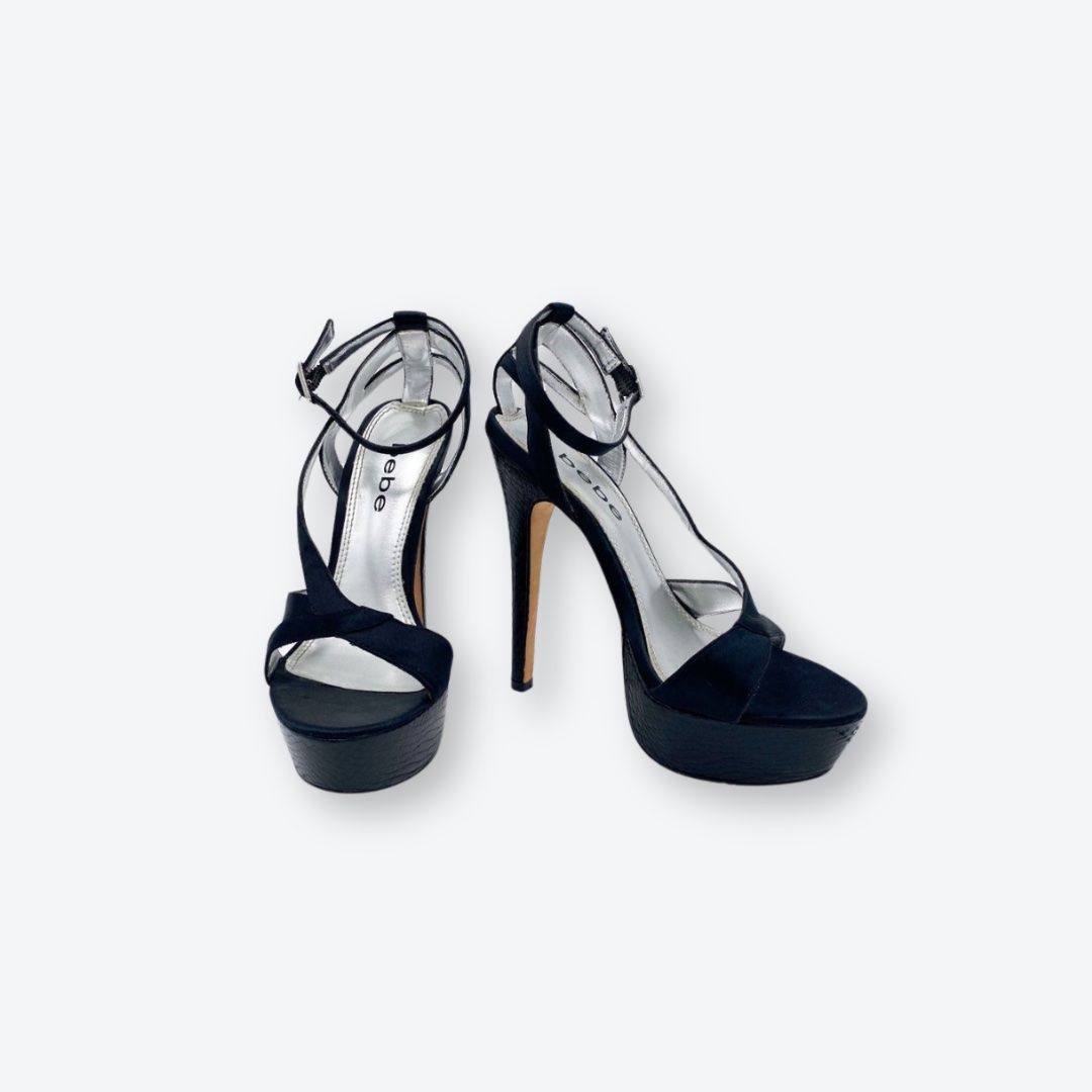 Scarpe da donna: Schwarze plateau Sandals in Gr. 35 – Usato da Oberkirch LU venduto da petitefashion