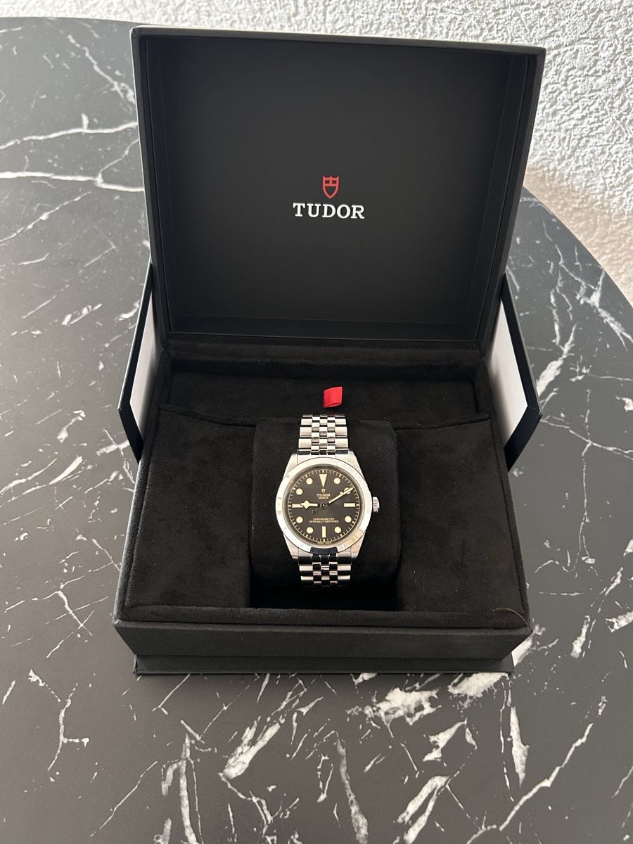 Tudor Orologi: Tudor Black Bay 39 - Full Set - 08/2024 – Usato da Au ZH venduto da flozrh