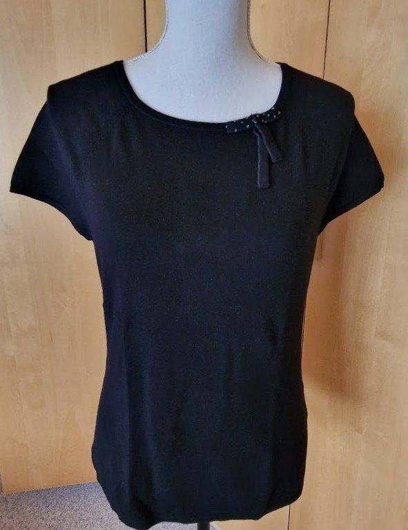Maglioni & Felpe: ❣️FEINSTRICK PULLOVER SCHWARZ, GR. 40, KURZARM, 77% RAYON – Nuovo (secondo la descrizione) da Schönengrund venduto da cuishla