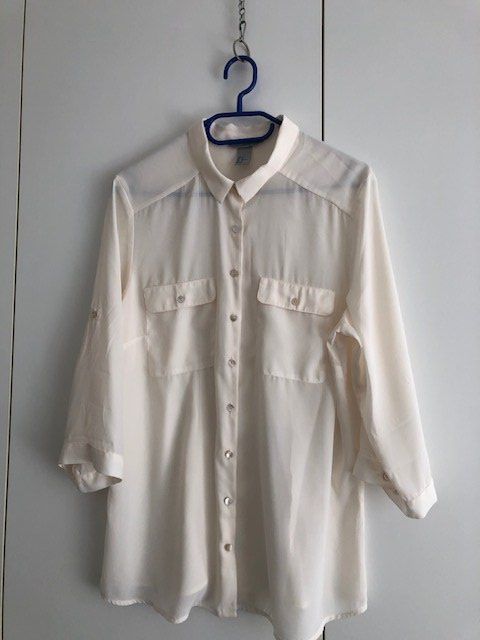 H&M Camicette: Leicht transparente Frühlingsbluse, H&M, 44 – Usato da Hünenberg See venduto da dustein