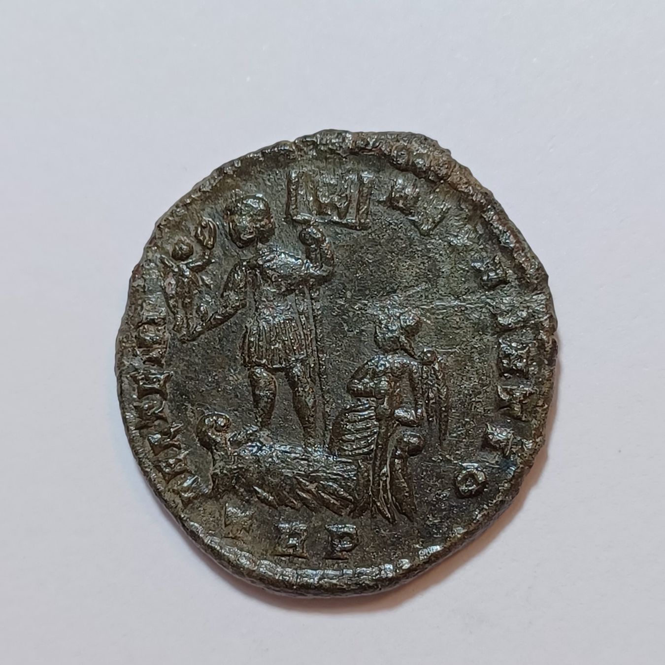 Alle Münzen: AE2 Constans (337-350) Römisches Reich – Gebraucht aus Pfäffikon ZH von Antike_Muenzen 1