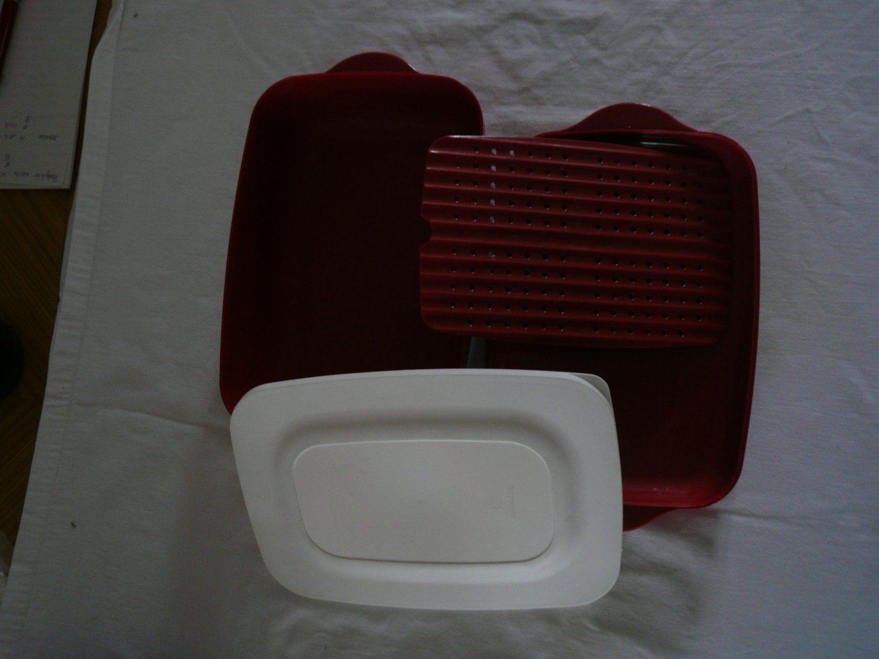 Tupperware Contenitori & Simili: Tupperware Microwellengeschirr – Usato da Rotkreuz venduto da Busa17 1