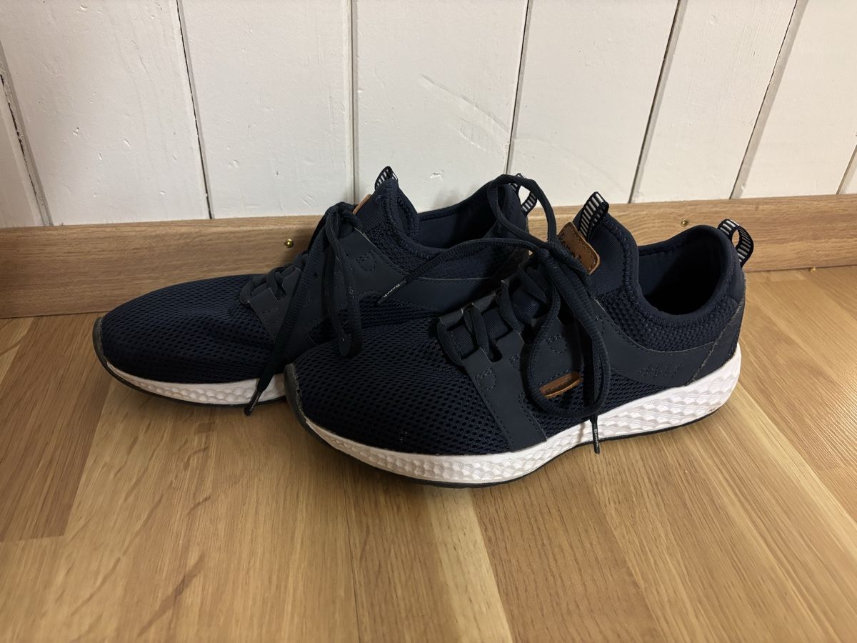 Scarpe da donna: blaue Bench. Turnschuhe Gr 40 – Usato da Montlingen venduto da ann_w6t2 1
