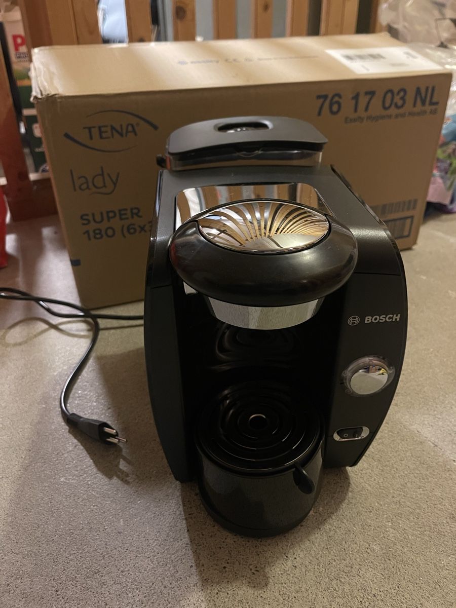 Macchine per caffè & Macchine per espresso: Bosch Tassimo Kaffeemaschine – Usato da Horgen venduto da Ed0