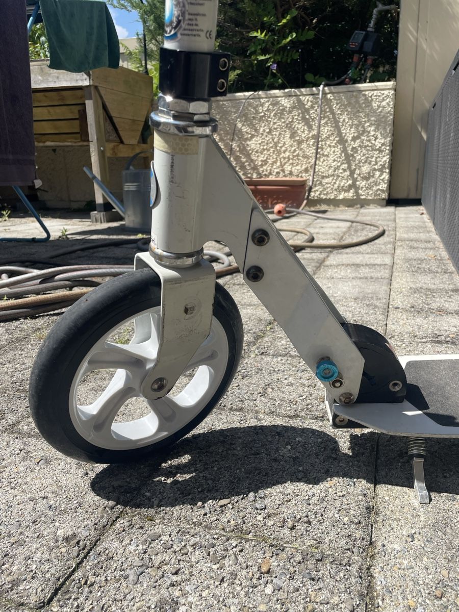 Micro Kickboard: Micro Scooter / Tretroller / Trottinett – D'occasion à Thalwil par isabel.schuhmacher 2
