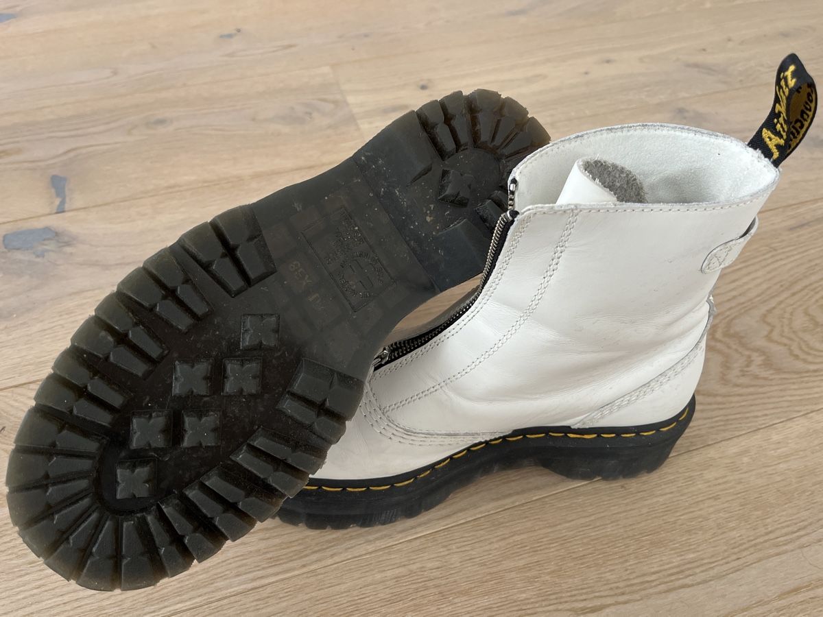 Dr. Martens Scarpe da donna: Dr.Martens AirWair – Usato da Nänikon venduto da Delonghi 2