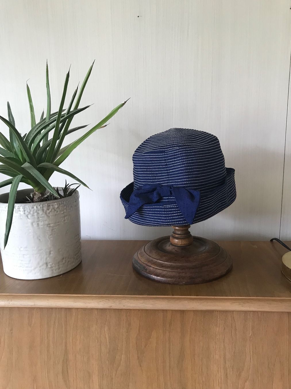 Autres vêtements garçon: Vintage Sommerhut mit Schleife – D'occasion à Hittnau par Noppi