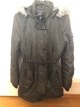 C&A Winterjacke Gr. 36/38 mit Kapuze, Parka khaki