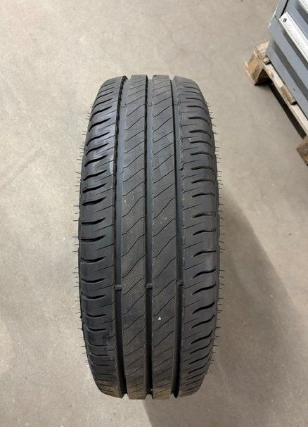 Pneumatici & Ruote complete: Michelin Sommerreifen 215/65 R16C – Usato da Biel/Bienne venduto da orpundgarage