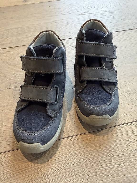 Scarpe per ragazzi: Schuhe Kind Grösse 25 Sympatex – Usato da Ebmatingen venduto da N.Bu 2
