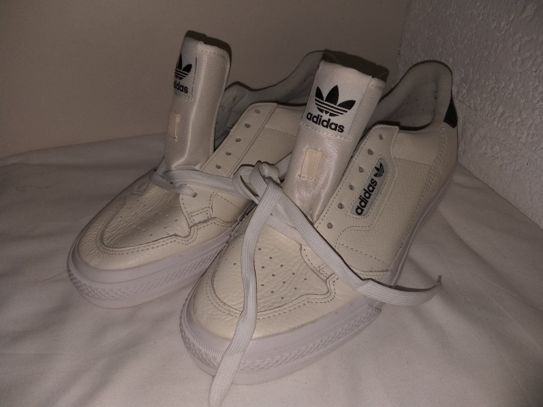 Adidas Scarpe da uomo: Baskets ADIDAS        Pointure/Nummer 45,5 – Usato da Cossonay-ville venduto da Super-Price-Quality