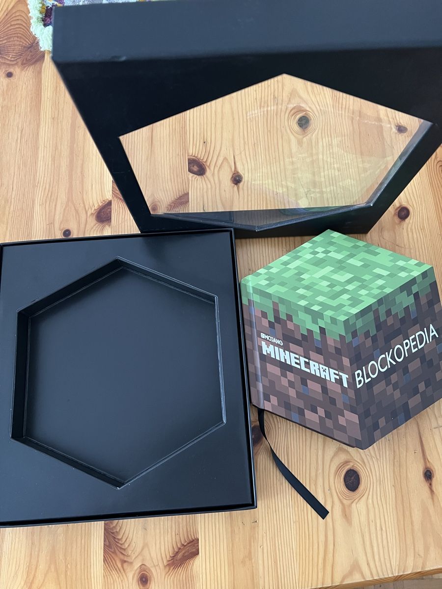 Libri: Buch Minecraft Blockopedia gebunden Neu – Nuovo (secondo la descrizione) da Basel venduto da veralt