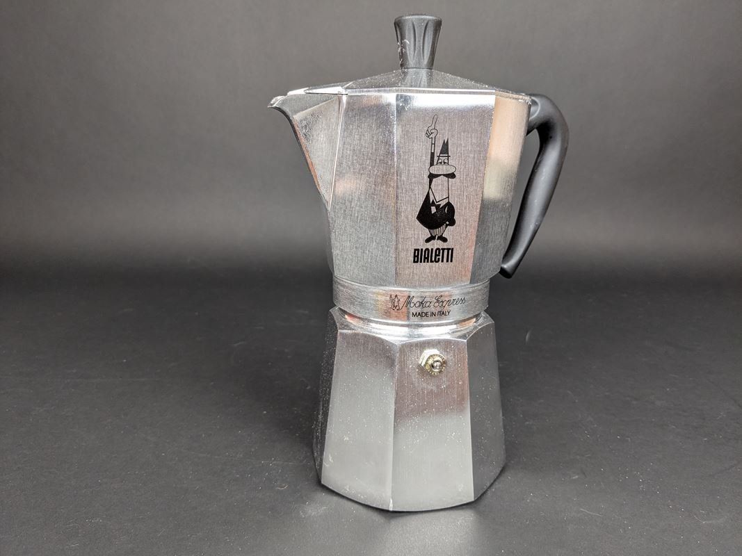 Bialetti Macchine per caffè & Macchine per espresso: BIALETTI Moka Express Kaffeemaschine – Nuovo (secondo la descrizione) da Thun venduto da Restwert_Thun 1