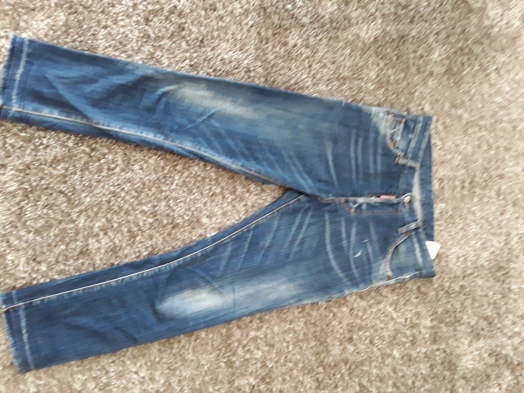 Dsquared2 Jeans: Dsquared – Gebraucht aus Brugg AG von Ljubinka0410