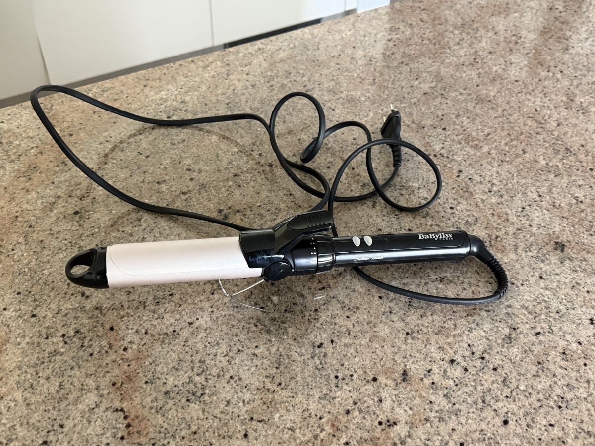 BaByliss Piastre & Arricciacapelli: Arricciacapelli Babyliss – Usato da Losone venduto da lis_s9cf
