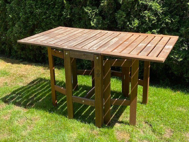 Ikea Tavoli: IKEA Holztisch – Usato da Pfaffhausen venduto da stepober 1