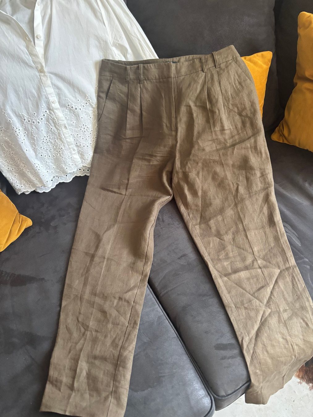 Globus Pantalons: GLOBUS Leinenhose neuwertig – Neuf (Voir description) à Merishausen par yourdream 2