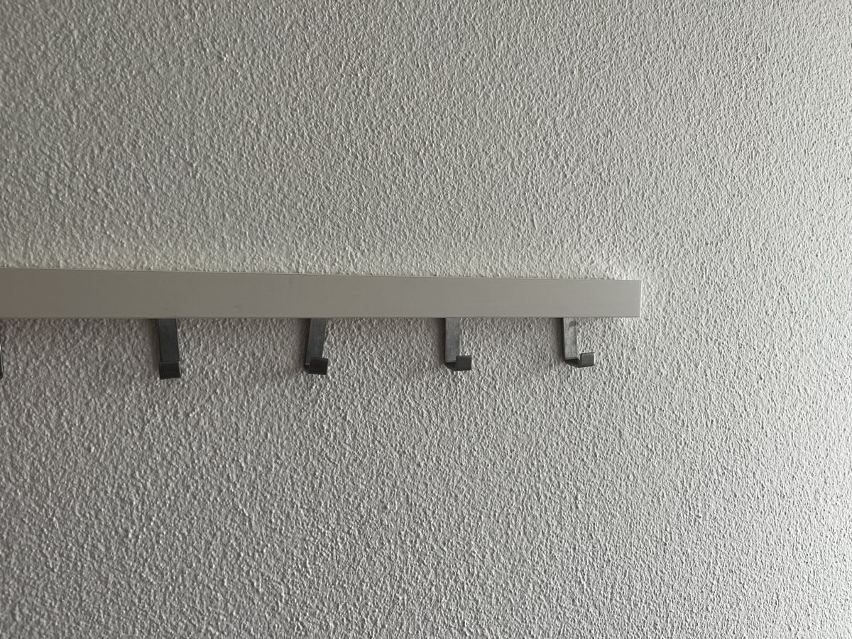 Ikea Kleiderbügel: Ikea TJUSIG coat rack – Neu (gemäss Beschreibung) aus Meilen von PaulBenz