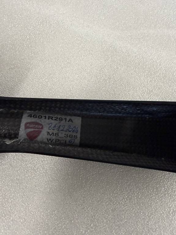 Ducati Tutti i ricambio per moto: Protège main gauche en carbone Ducati Multistrada – Nuovo e nell'imballaggio originale da Chippis venduto da pau_c9vf 2