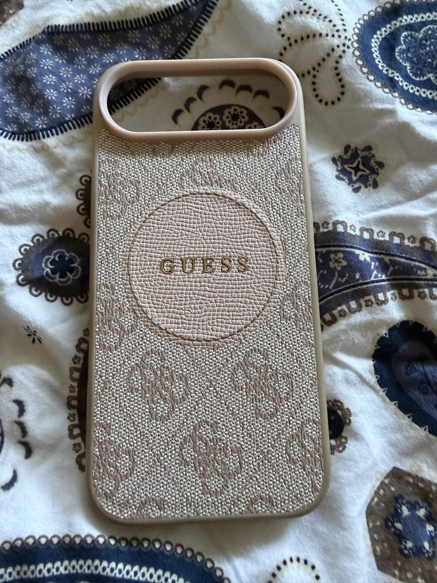 Guess Coques & Protection écran: Guess Handyhülle iPhone 17 Air  – D'occasion à Basel par Brunner.T