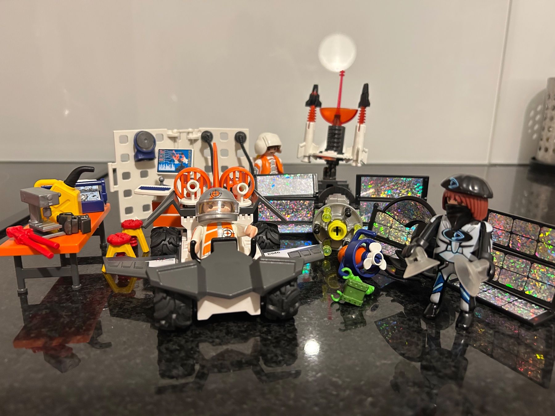 Playmobil Spielzeuge: Playmobil 9263 "Spy Team Werkstatt" – Gebraucht aus Lenzburg von Veidnolya 2
