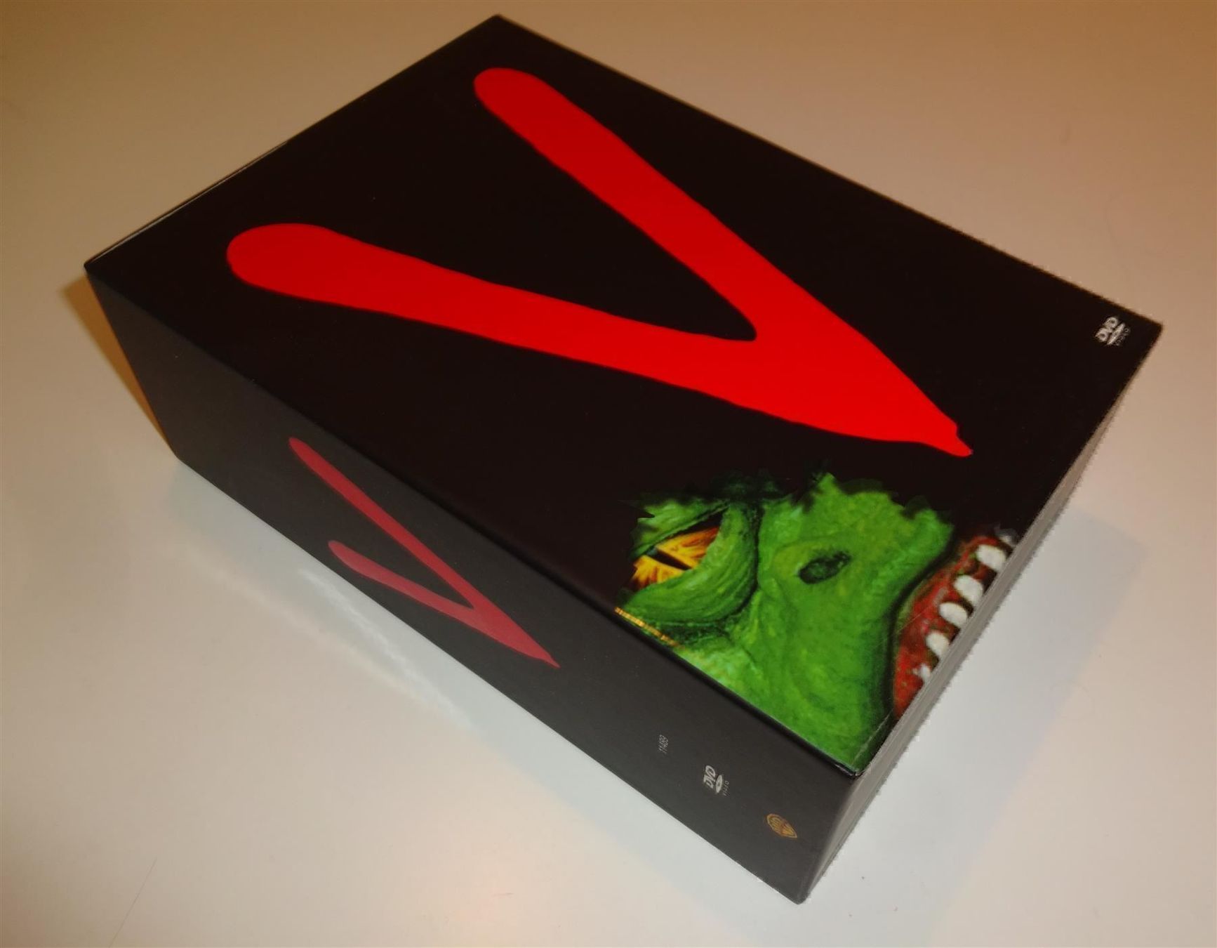 Alle DVDs: DVD Box  V The Complete Collection – Gebraucht aus St. Gallen von WWL 3