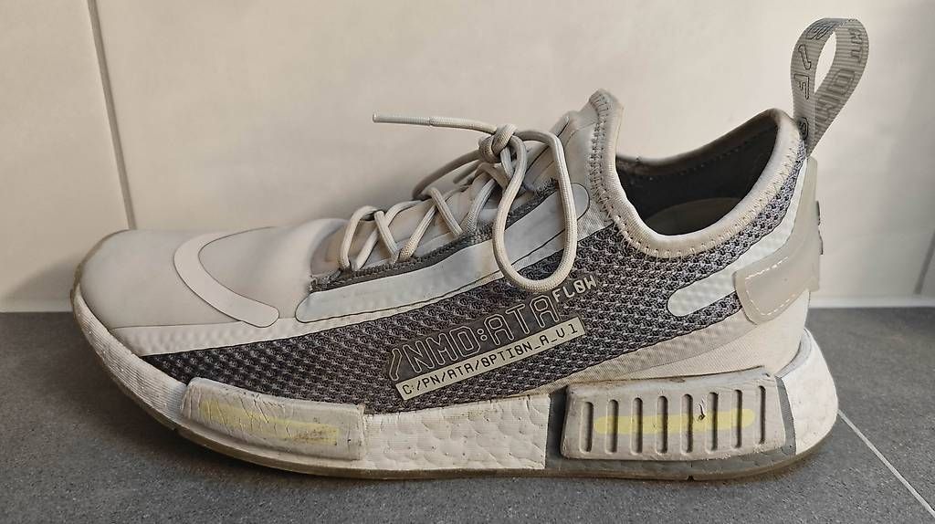 Chaussures hommes: Adidas NMD 42 2/3 – D'occasion à Bern par beschleuniger