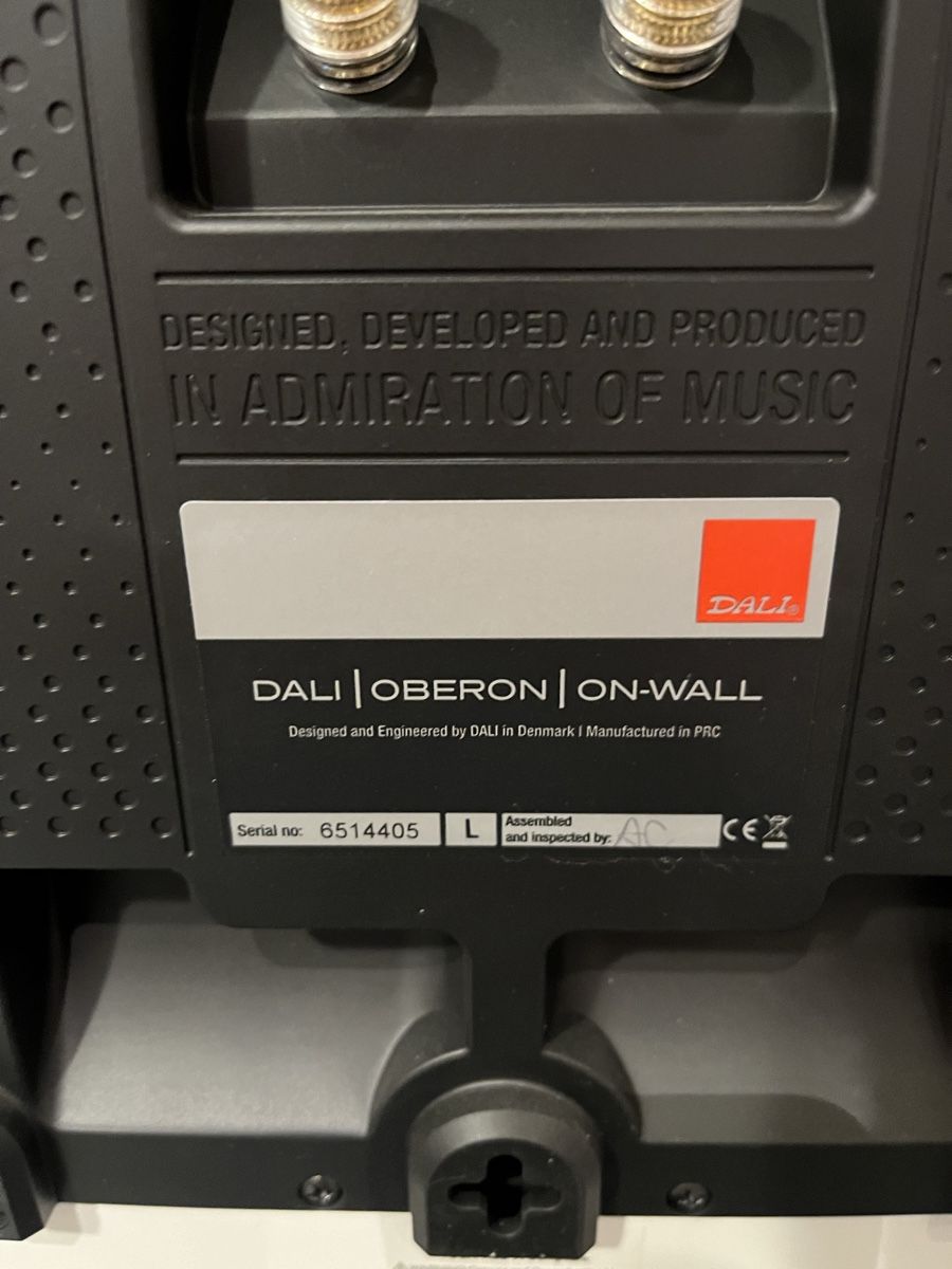 Dali Home Cinema: Dali Oberon On Wall 1 Stk – Nuovo (secondo la descrizione) da dietlikon venduto da avspalinger 3