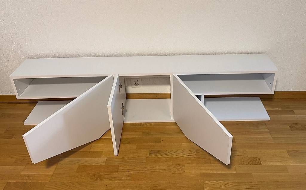 TV Möbel: Weisses Tv-Möbel – Gebraucht aus Niederwangen BE von Abiramiselvarajah 1