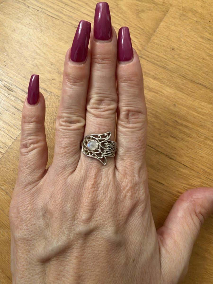 Pompidou Anelli: Hamsa Ring aus Silber von Pompidou Mondstein – Usato da Richterswil venduto da cob_f6jl 1