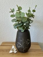 Studiokeramik Sgrafitto Vase mit Fisch signiert Mid Century
