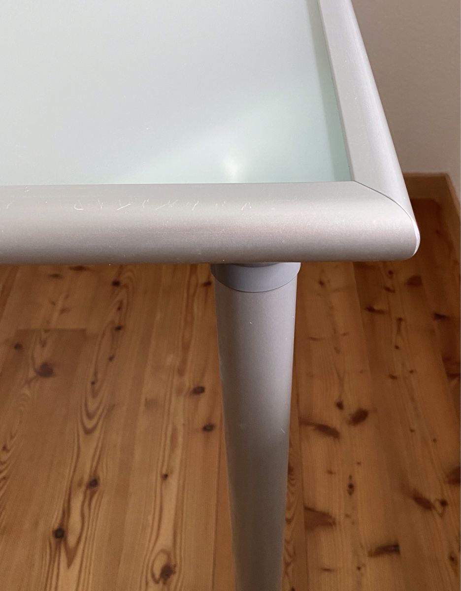 Tavoli: Tisch Ikea Vika Lauri mit Glasplatte – Usato da Rabius venduto da nel_5rvc 3