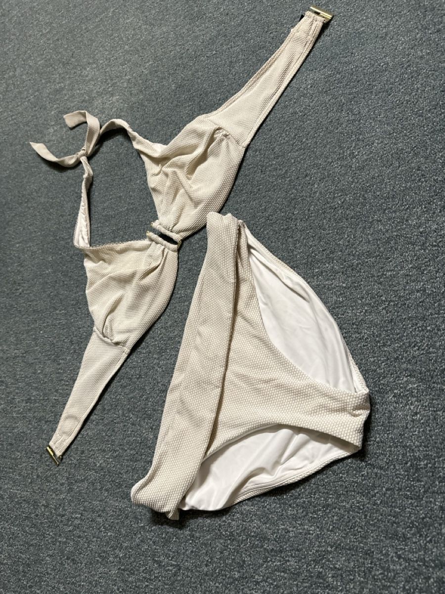 Beldona Badekleider & Bikinis: Bikini beldona Creme/ Gold  – Gebraucht aus Baltschieder von YmroBe