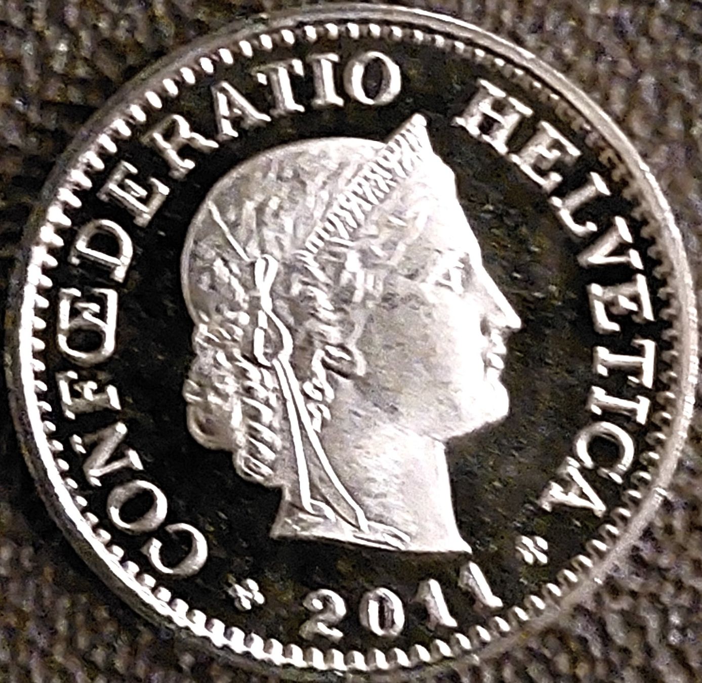Tutti le monete: 10 Rappen 2011 stgl. / aus Münzsatz – Nuovo (secondo la descrizione) da Arch venduto da coinsandmore