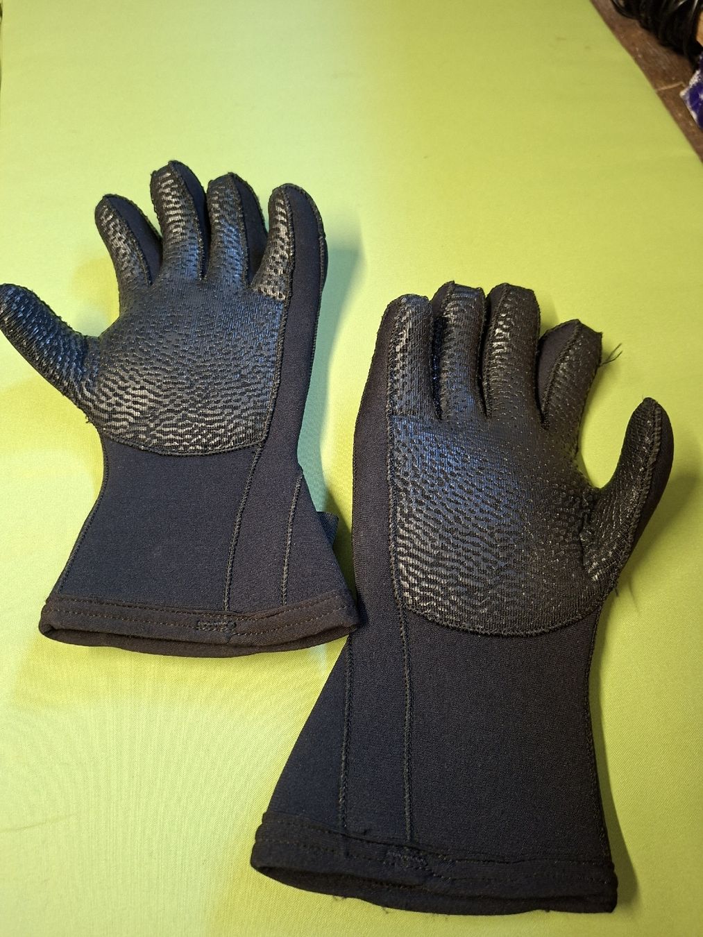 Autres accessoires hommes: Tauchhandschuhe – D'occasion à Muri AG par Eichhofman 1