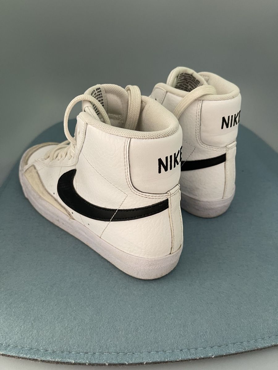 Nike Chaussures hommes: Nike Sneakers Gr. 35.5 – D'occasion à Wichtrach par Adriana222 3