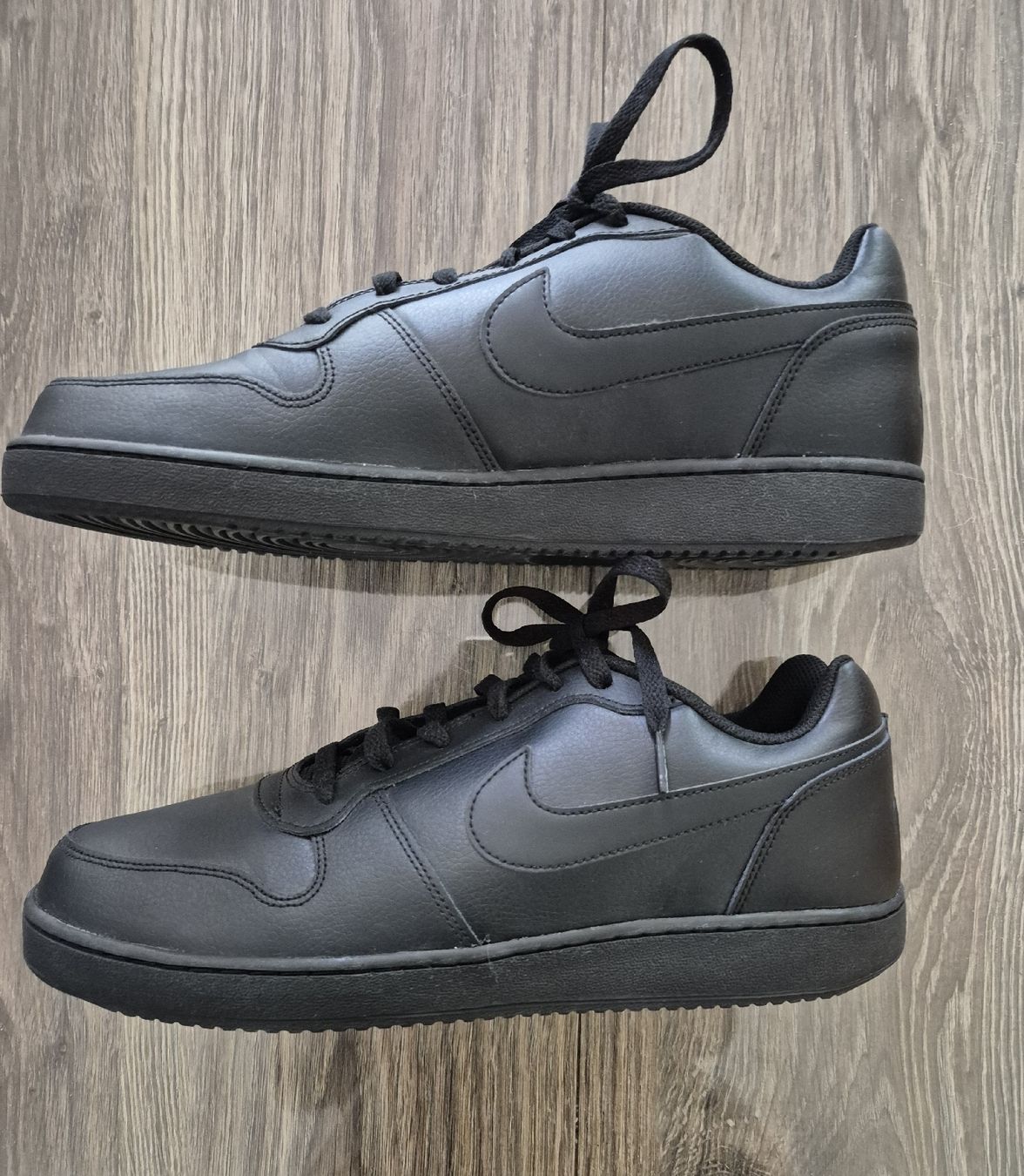 Scarpe da uomo: nike – Usato da Tägerwilen venduto da Vivi_009 1