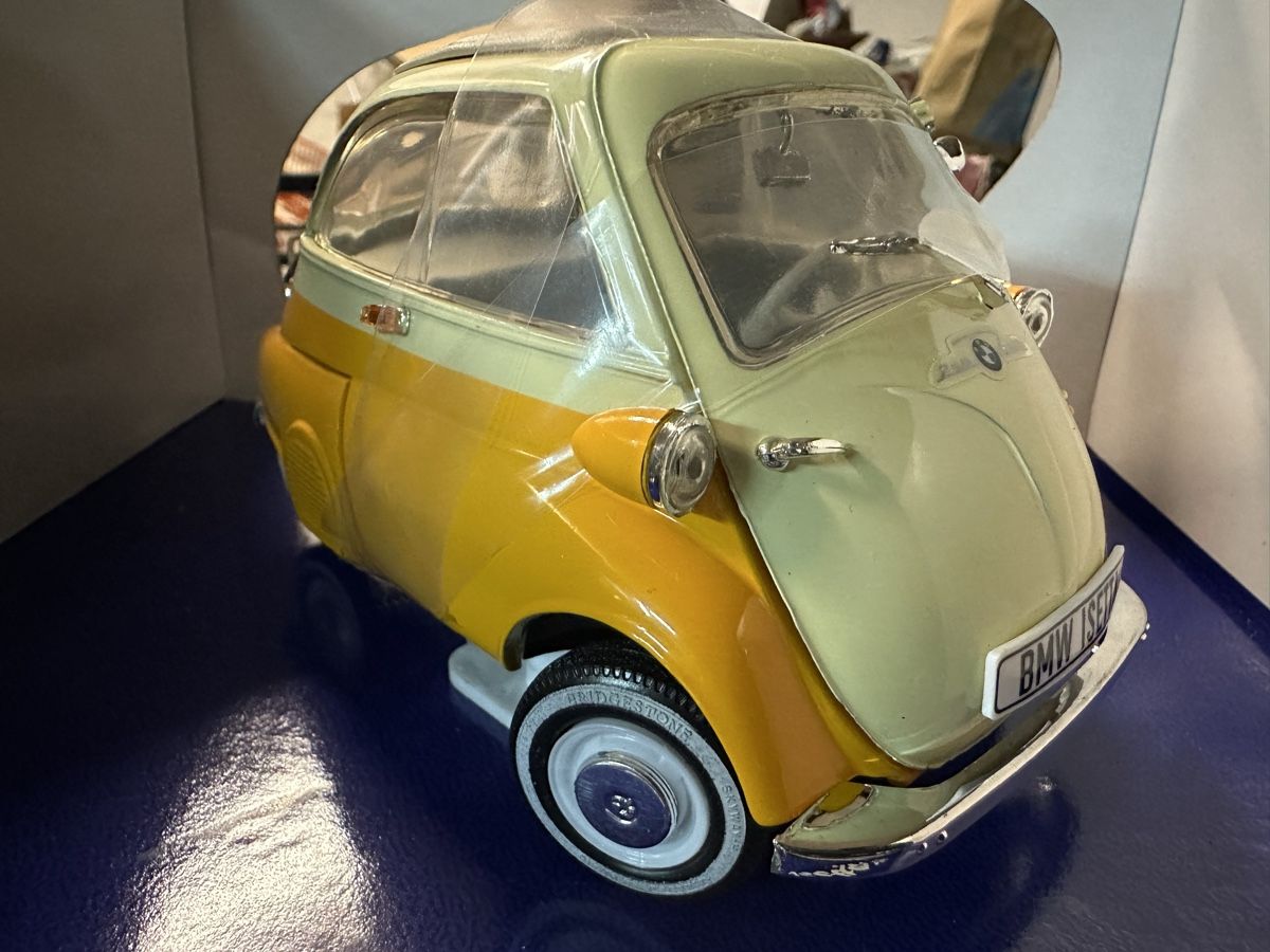 BMW Modellini d'auto: Bmw isetta 250 Oldtimer classic revell – Nuovo (secondo la descrizione) da Reinach AG venduto da rares75 1
