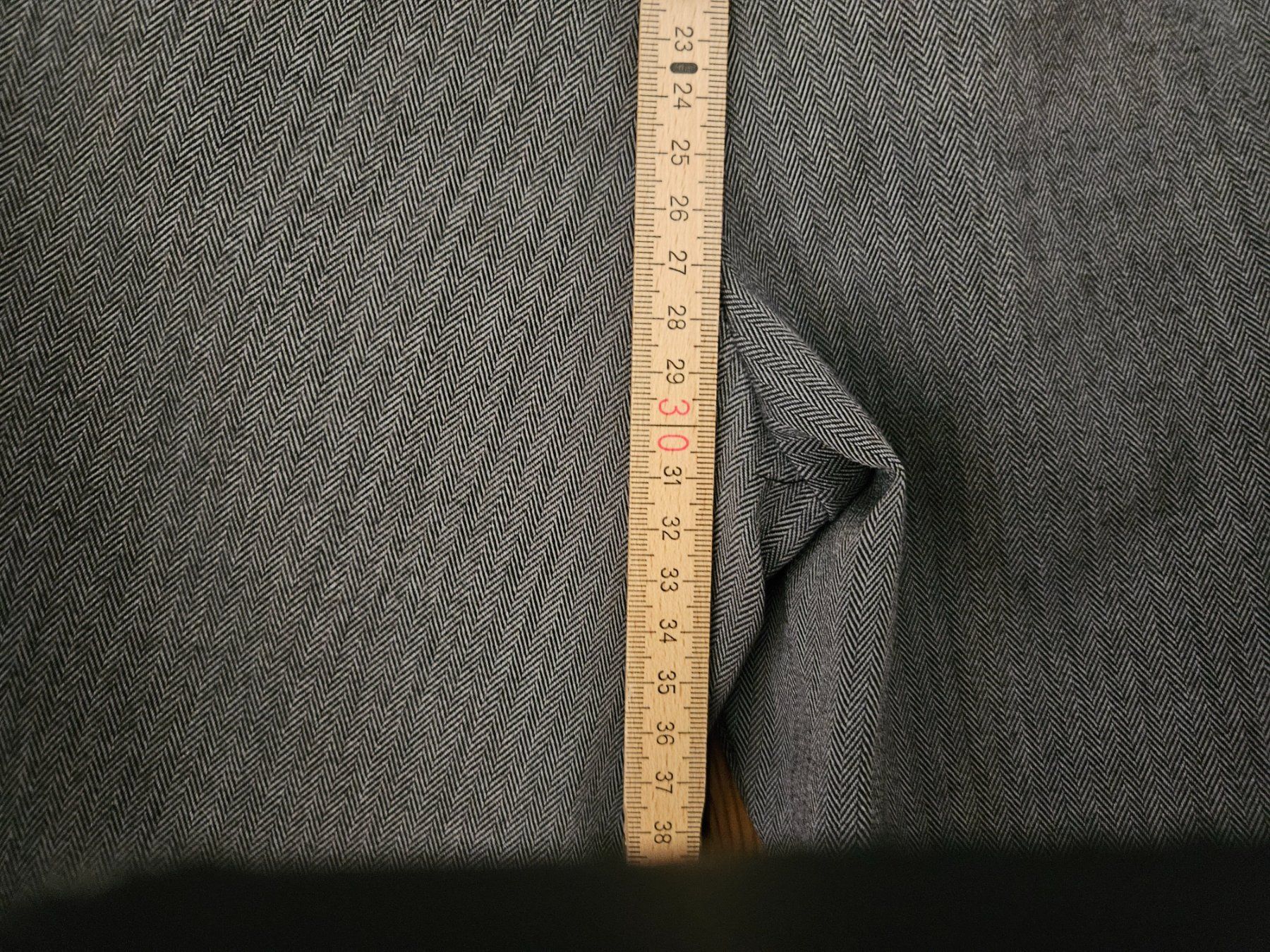 H&M Pantaloni: H&M Marlene Hose, Grau, Grösse 40 – Usato da Wettingen venduto da Sk8ertomda 6