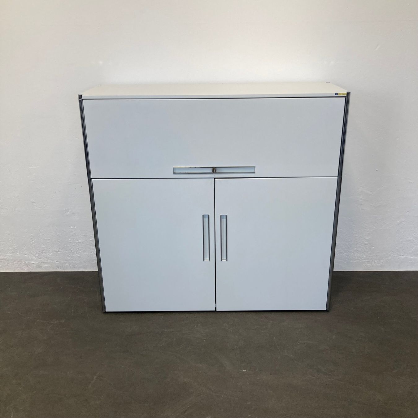 Cassettiere: Ergodata step modul 3er-Kombination 1200mm - Weiss – Usato da Schönenwerd venduto da mcofficeshop