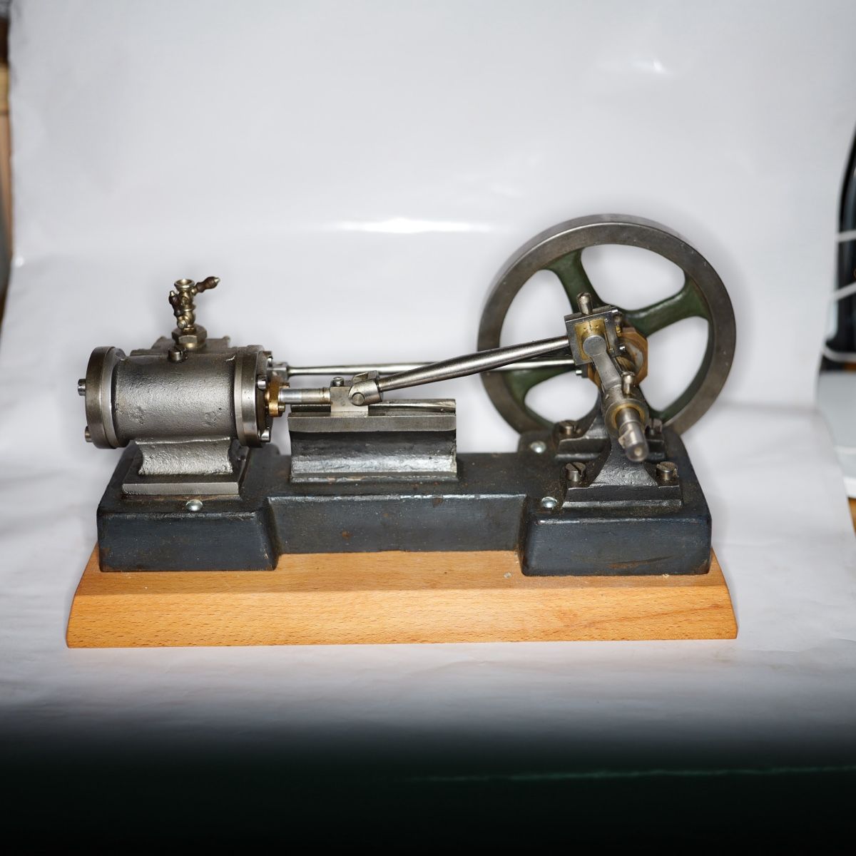 Kits de montage: Grosse Dampfmaschine – D'occasion à Schwanden-Brienz par epoxid87 3