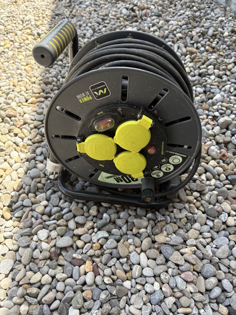 Kabel: Kabelrolle 30m – Gebraucht aus Rifferswil von Skywin01