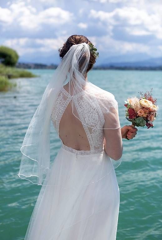 Robes: Brautkleid – D'occasion à Wallisellen par meel1 1