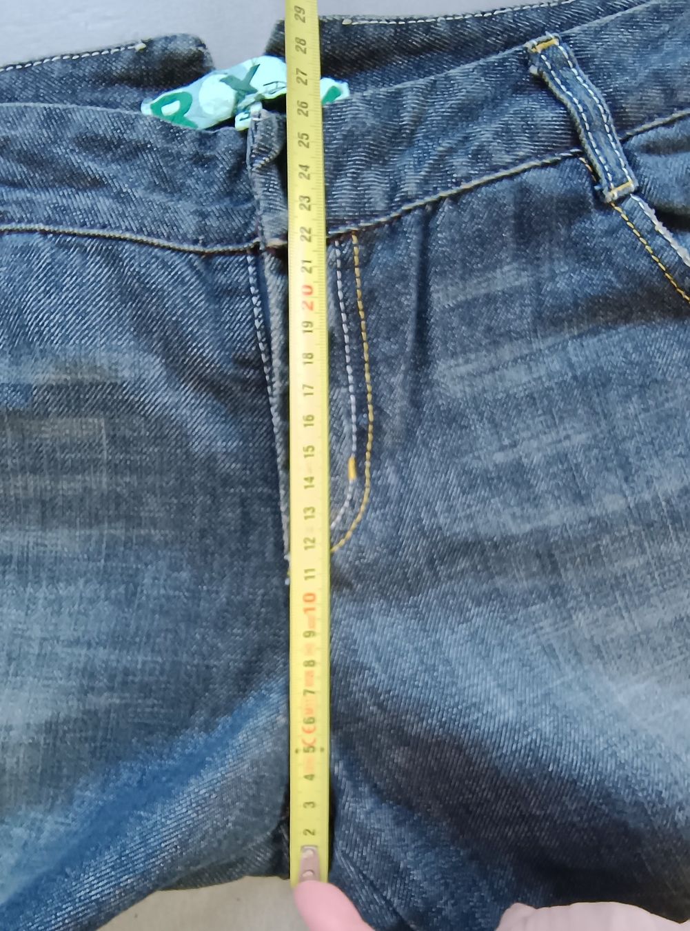 Roxy Jeans: Jean brut délavé Roxy flare taille 30 - Neuf – Neu (gemäss Beschreibung) aus Genève von Brachiopode 7