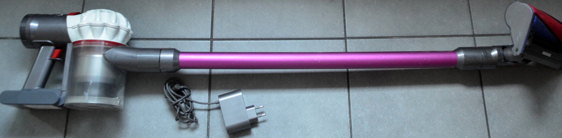 Dyson Staubsauger & Zubehör: Dyson V7 Staubsauger / aspirateur – Gebraucht aus Collonges von arashee 1