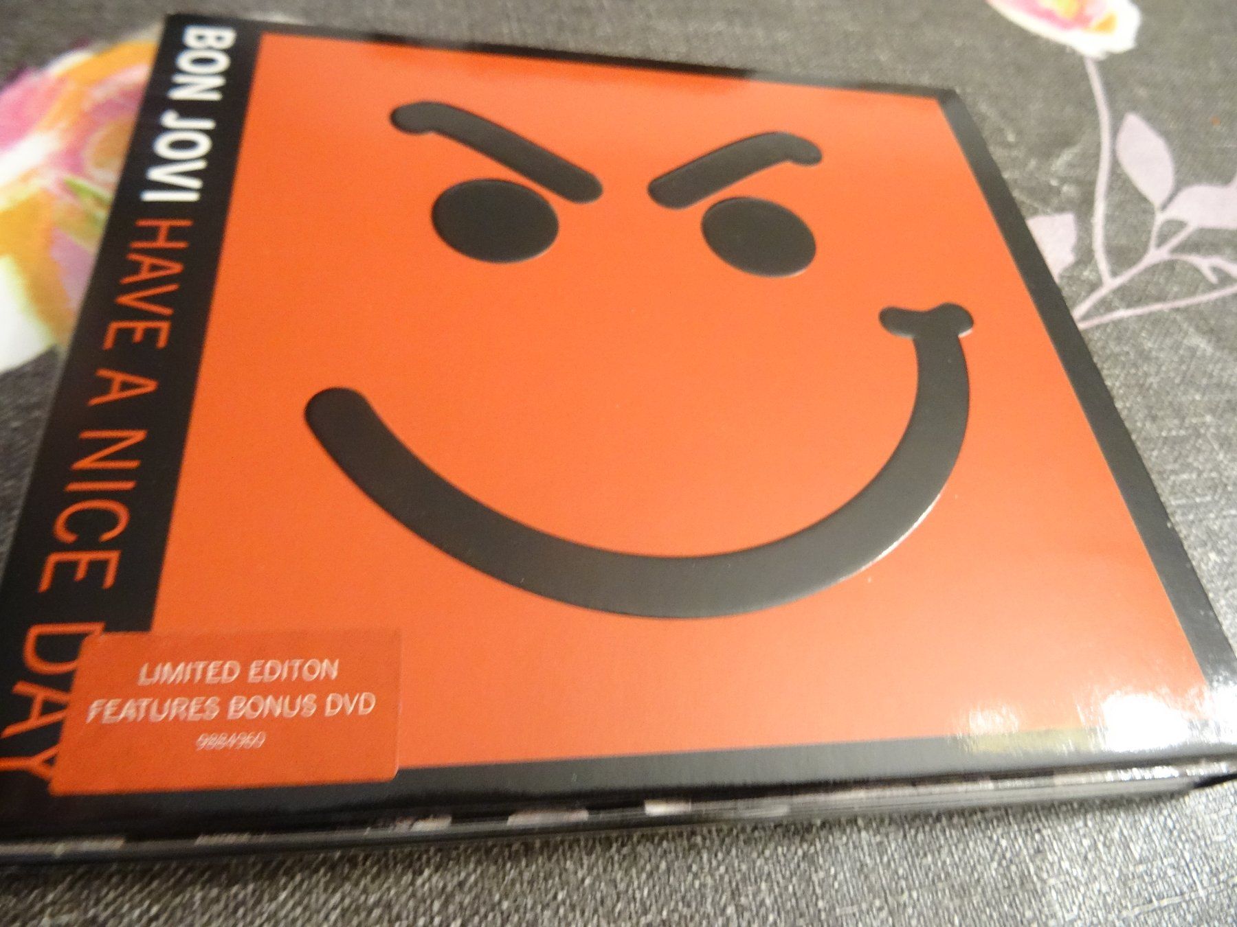 CD: Bon Jovi - Have a Nice Day CD – Usato da Olten venduto da Disc-Ausverkauf